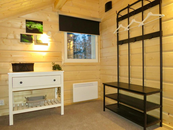 Others 4, B&B Adventures, Lapland