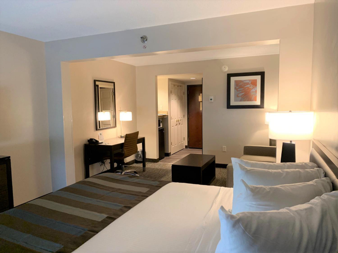 Bedroom 12