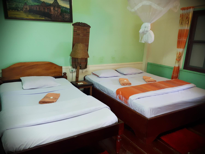 Bedroom 3, Anouxa Guesthouse, Champassack