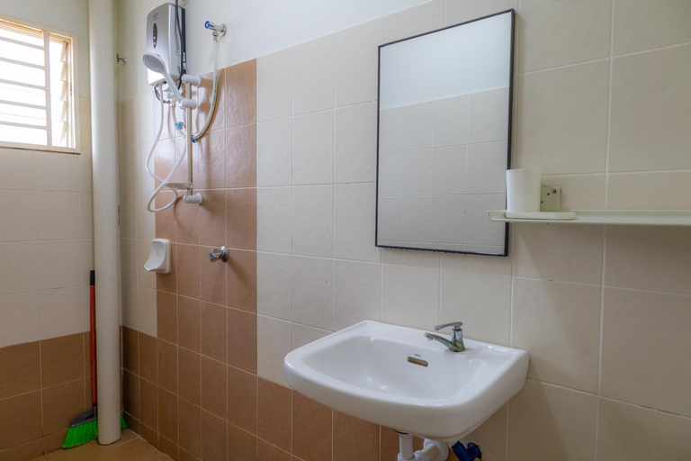 Bedroom 5, Adno Homestay Seroja#3BR#Batu Kawan#Bandar Cassia,Penang, Seberang Perai Selatan
