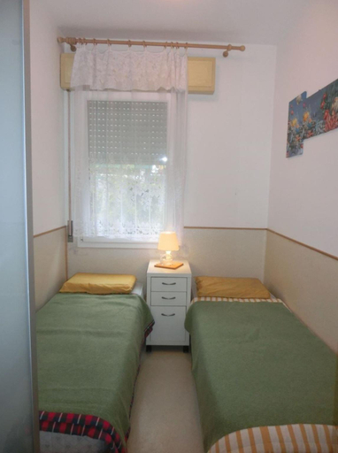 Bedroom, Two-Bedroom Villa with private garden and parking - By Beahost Rentals, Venezia