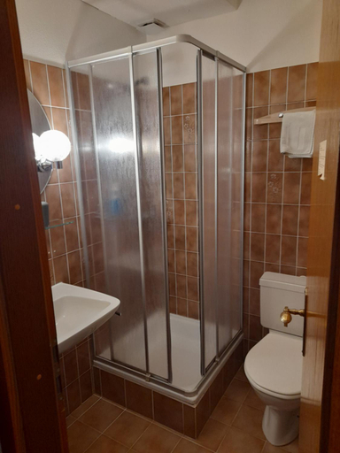 Bathroom 2, Garni Elisabetta, Locarno