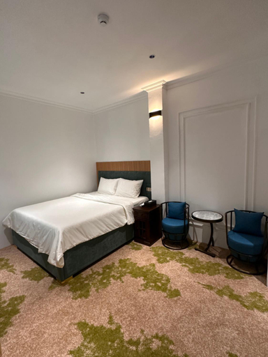 Bedroom 8