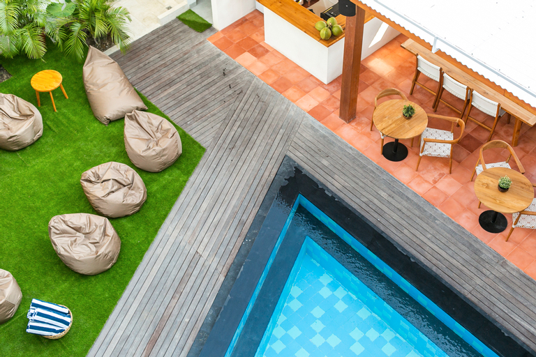 Sport & Beauty 5, Coco & Pineapple Pants Hostel, Badung