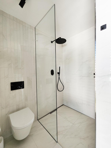 Bathroom 4