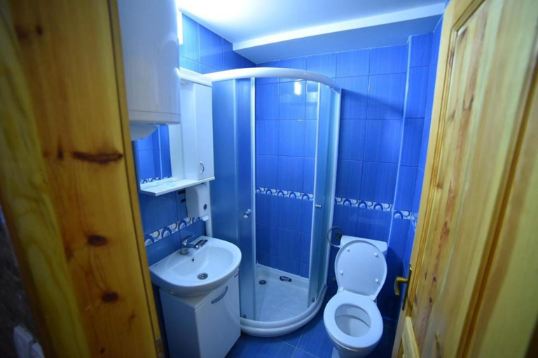 Others 4, Izvor bazeni Vrela, Užice