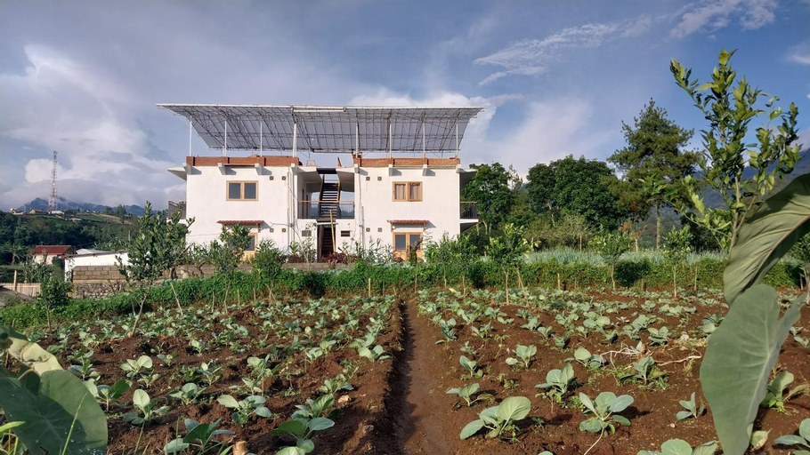Exterior & Views 1, Maison Manendra - Bromo, Malang