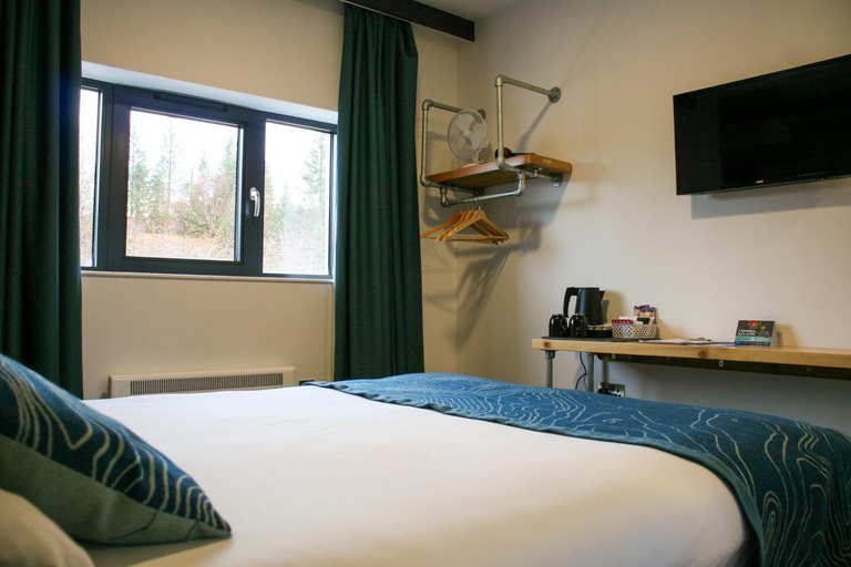 Bedroom 2, The Base Camp Hotel, Nevis Range, Highland