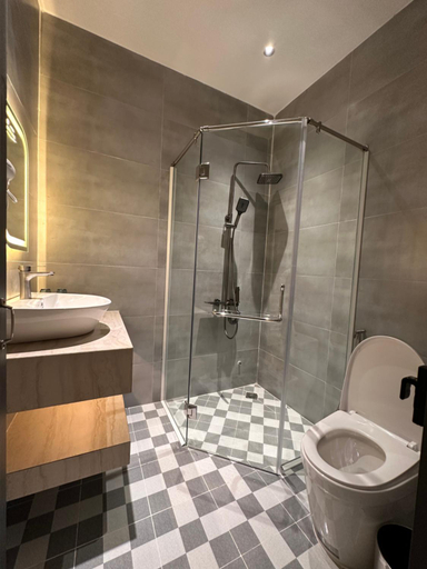 Bathroom 4