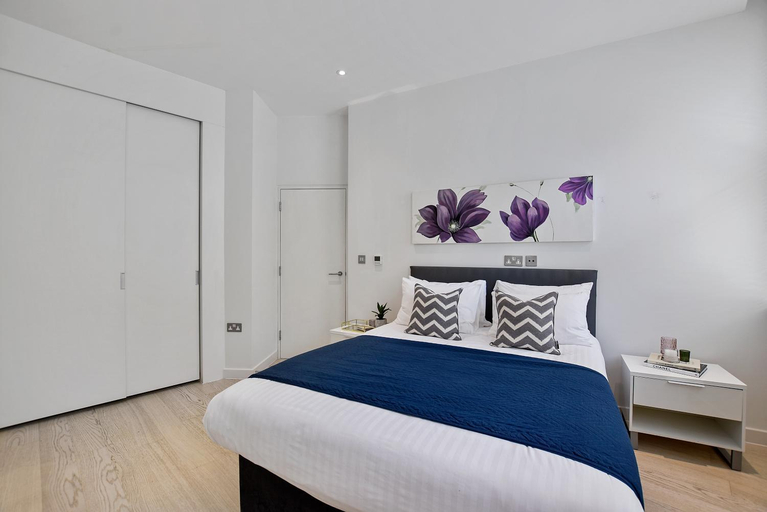 Bedroom 2, West Street by Aeria Apartments, London