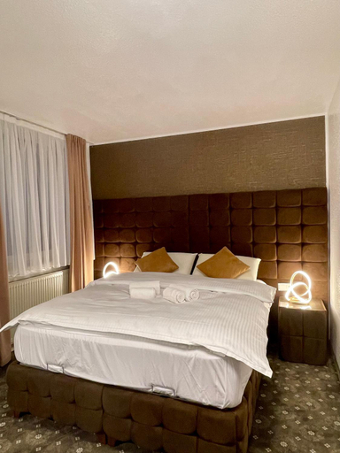 Bedroom 3, Hotel Ruttenscheider Stern, Essen