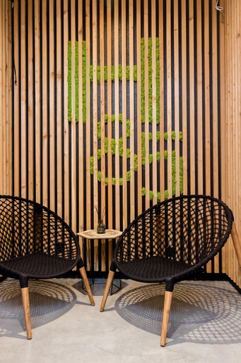 Public Area 3, Le H85, Isère