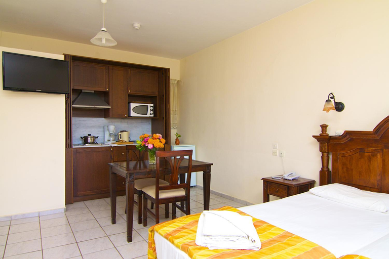 Bedroom 3, TREFON Hotel Apartments & Family Suites, Crete