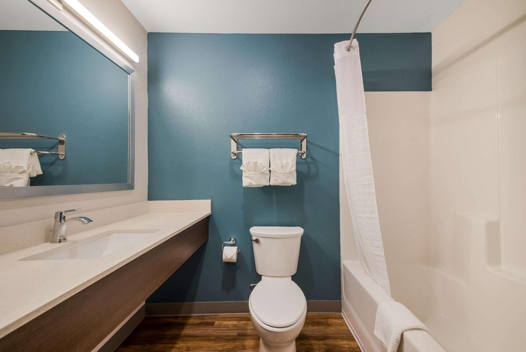 Bathroom 3, WoodSpring Suites Inverness, Citrus