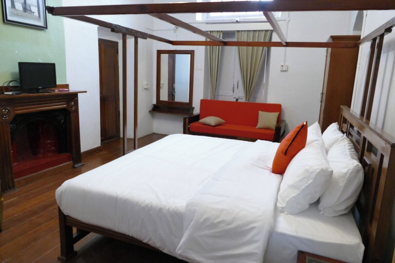 Bedroom 3, West Berry Vintage, The Nilgiris