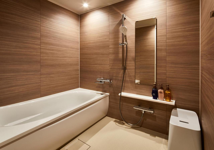 Bathroom 16