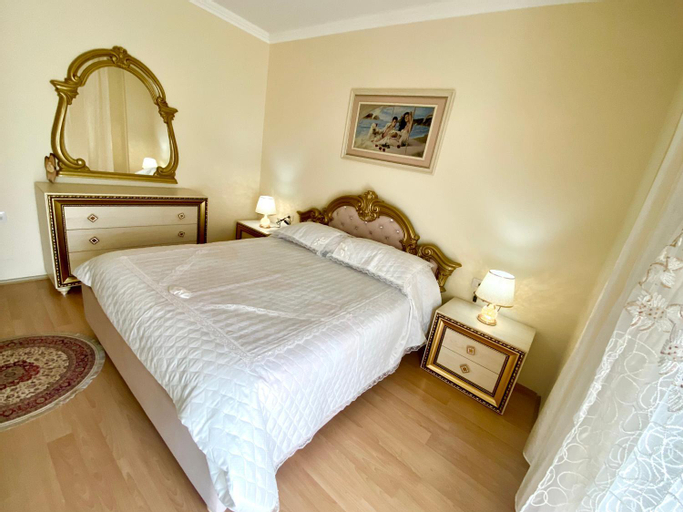Luxury Suites Pogradec, Pogradecit