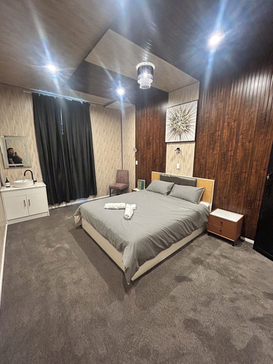 Bedroom 3, The Blackhorse Hotel, Christchurch