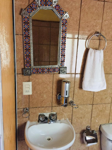 Bathroom 2, Zirahuen LOS ANGELES, Pátzcuaro