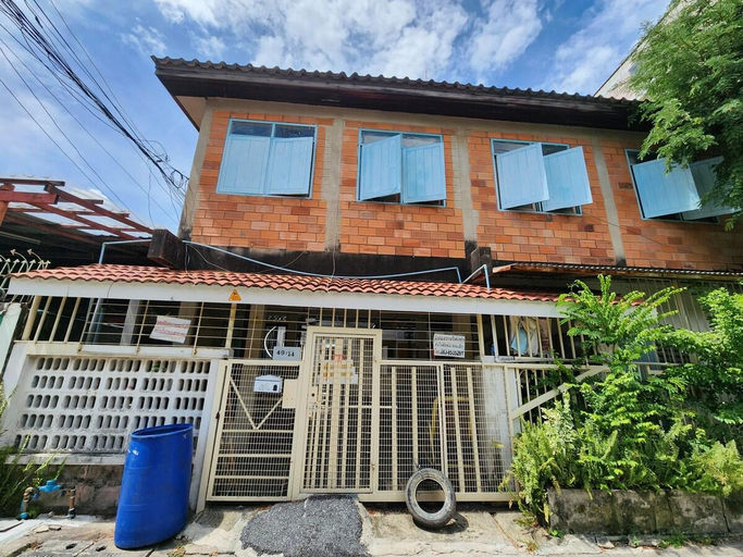 Homely Private room in apartment Near BTS KU St., Chatuchak