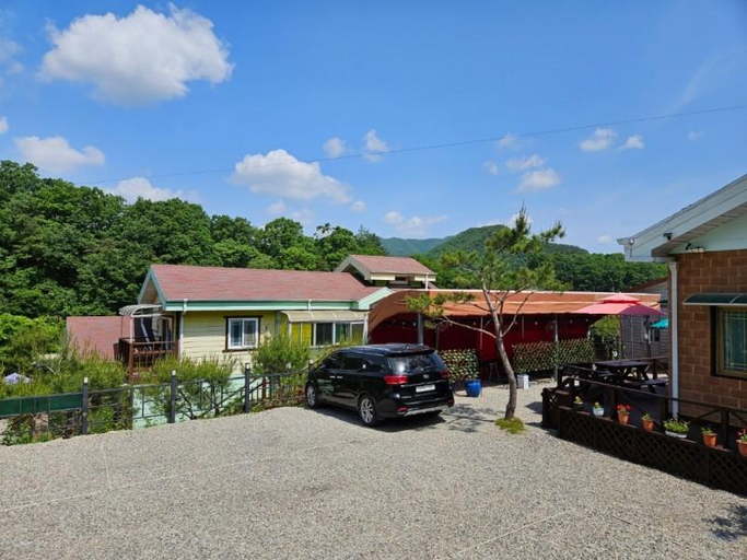 3, Goesan Hwayang Hwangto Pension, Goesan