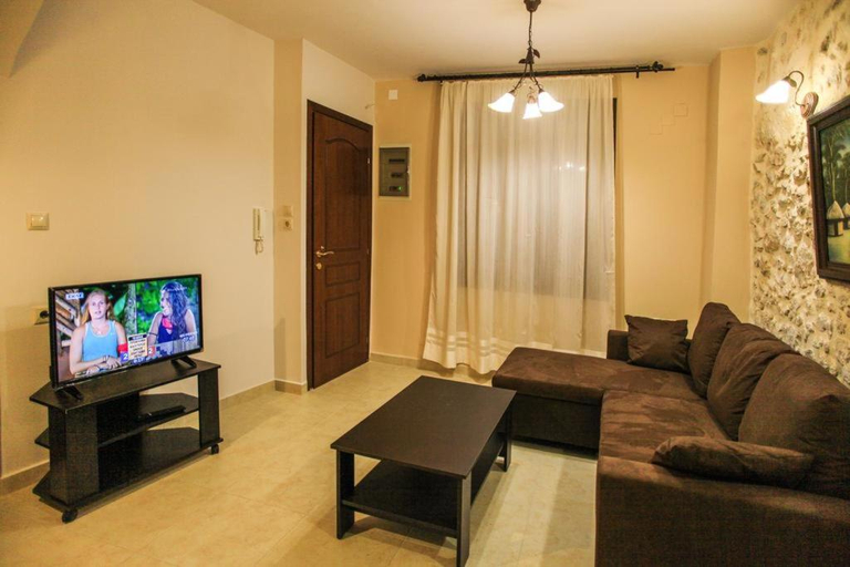 Facilities 5, Argyro House II, Crete
