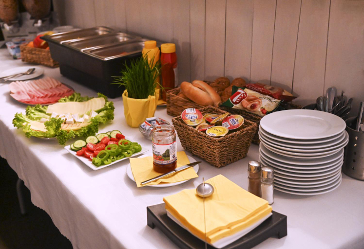 Food & Drinks 5, Hotel Branc, Senica