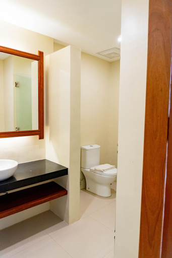 Bathroom 17
