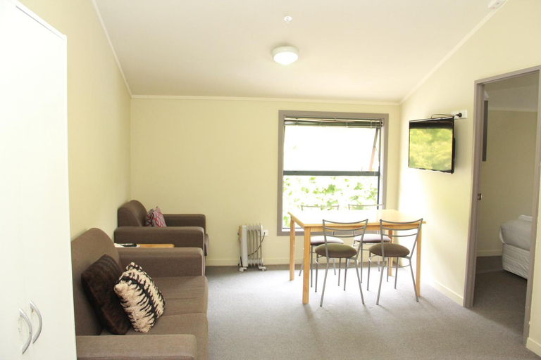 Others 4, Nikau Apartments, Nelson