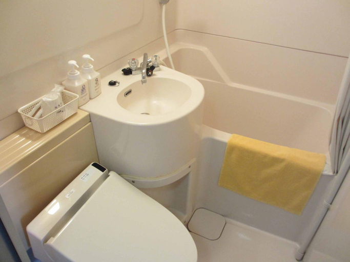 Bathroom 3, ホテル比婆荘, Shōbara