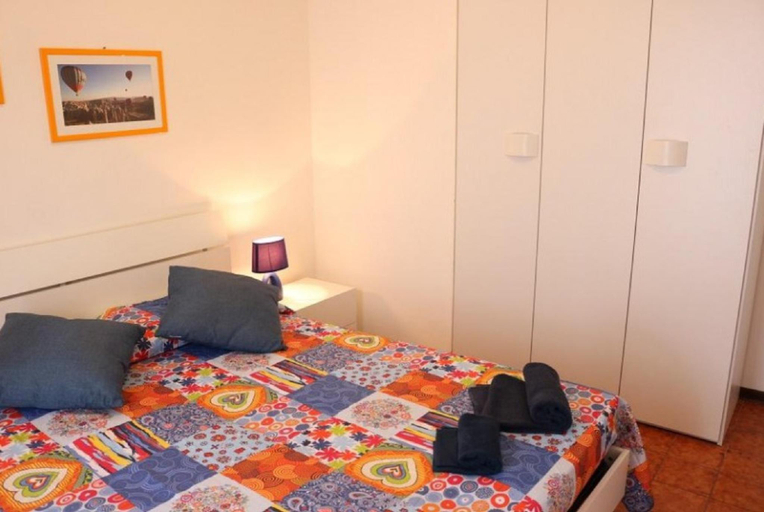 Bedroom 2, Magnificent Apartment Near the Sea - Beach Place Included, Venezia