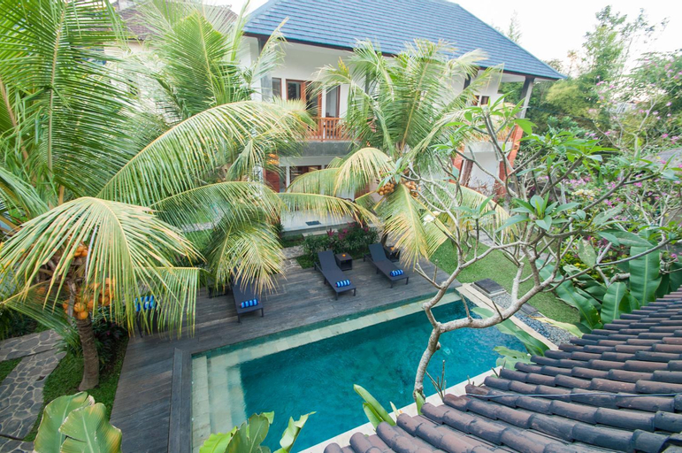 Swimming Pool 14