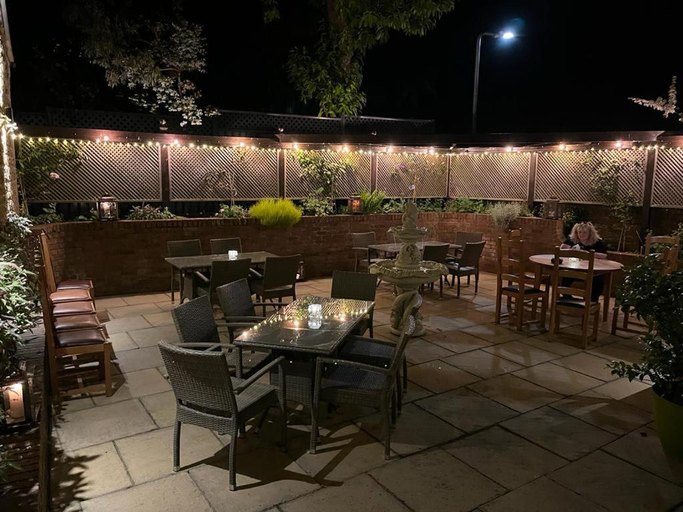 Food & Drinks 4, White Horse Inn & Restaurant, Northamptonshire