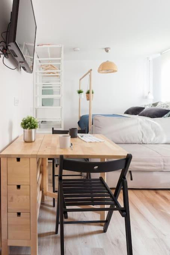 Others 5, Chic & Comfortable Modern Studio in Madrid, Madrid