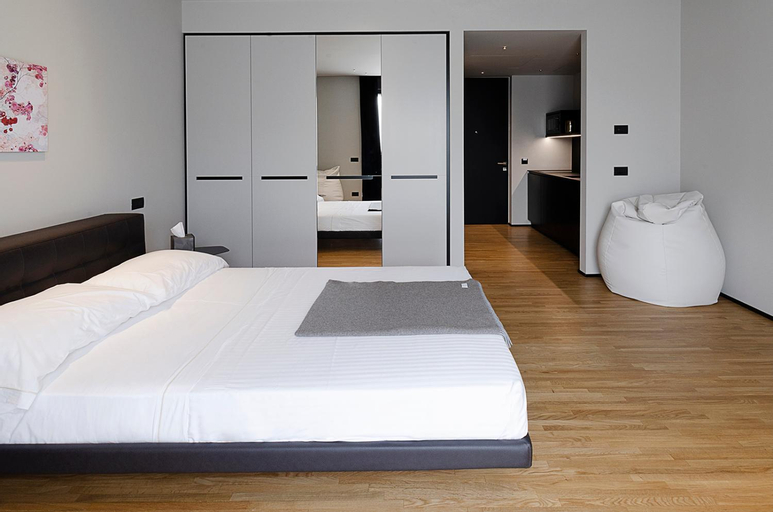 Bedroom 2, Piranesi 246, Milano