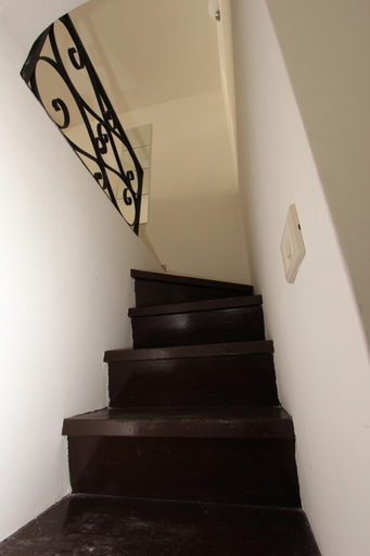 Others 5, Penna Flats, Rome