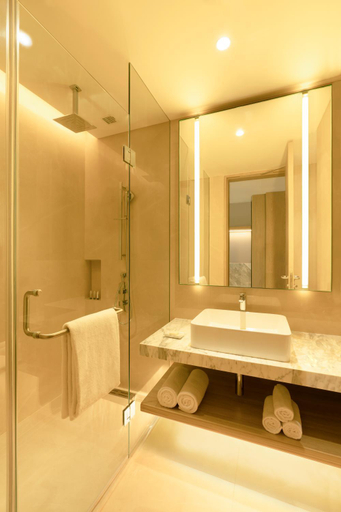 Bathroom, Hyatt Place Bharuch, Bharuch