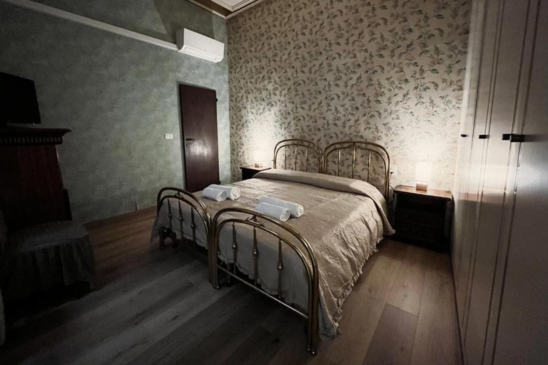 Bedroom 2, da mario in florence guesthause, Florence