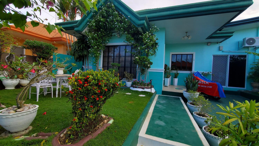 Affordable Spacious Bedroom & Bathroom near DVO Airport, Davao City