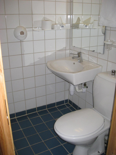 Bathroom 3, Fossheim Hotel Lom, Lom