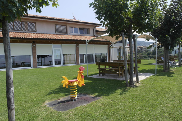 Agriturismo Fattoria Monte Baldo VISTA LAGO, Verona