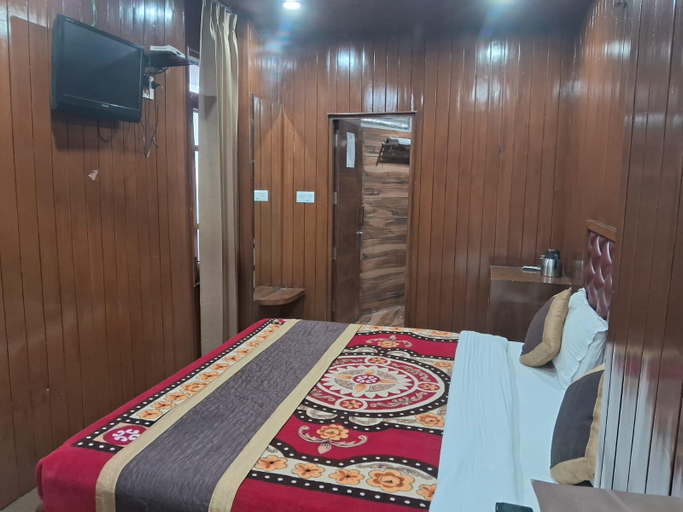 Bedroom 2, HOTEL INDIA HOUSE, Kangra