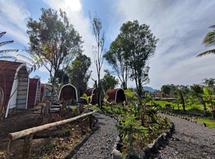 Exterior & Views 3, Indah Damai Cottages, Lumajang