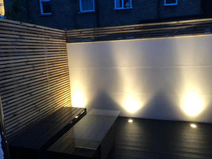Others 5, Smart London Townhouse, London