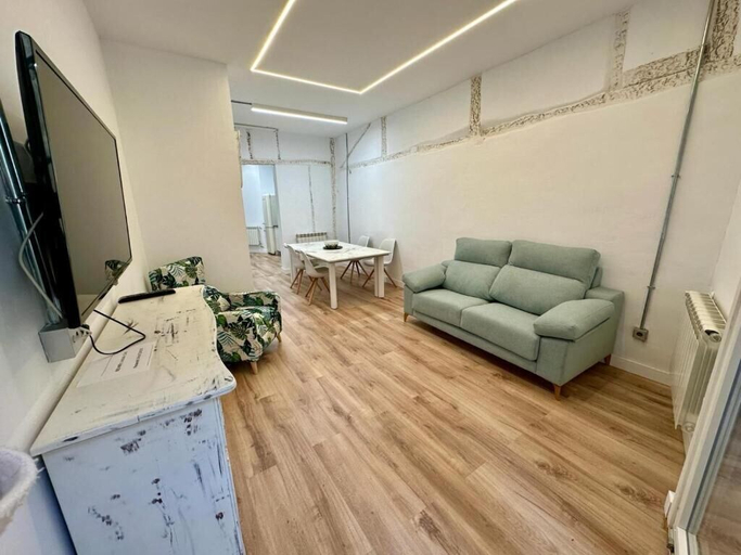 Others 4, Apartamentos Carolina by gaiarooms, León