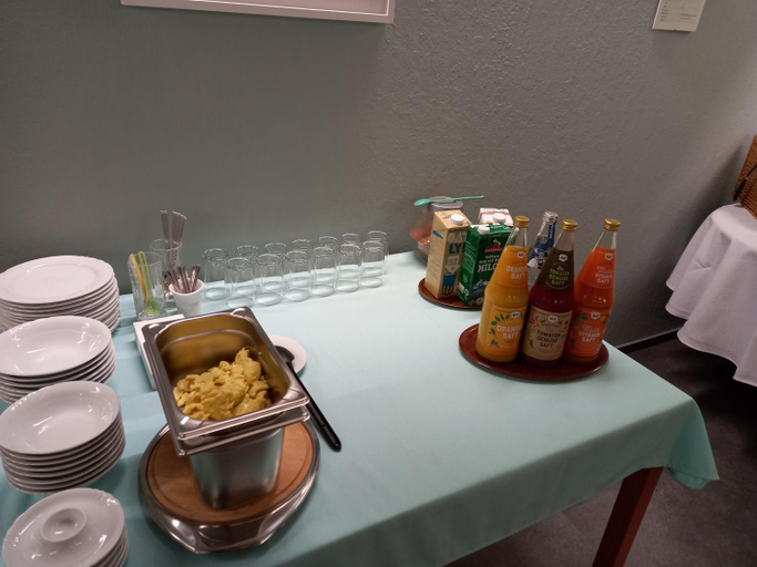 Food & Drinks 5, Hotel Garni Haus Dornheim, Offenbach