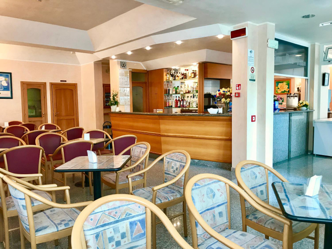 Food & Drinks 4, Hotel Blue Ribbon, Rimini