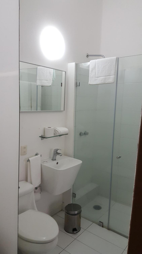 Bathroom 2, Distrito Condesa Rooms and Studios, Mexico City