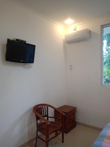 Bedroom 13