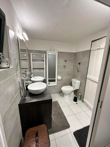 Bathroom 3, maderedocevida, São Vicente